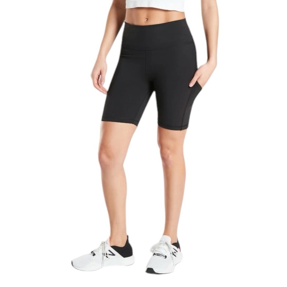 Athleta - Ultimate Stash Pocket 7" Biker Casual Gym Shorts Sz S